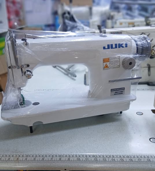 JUKI DDL-8700 STRAIGHT SEWING MACHINE