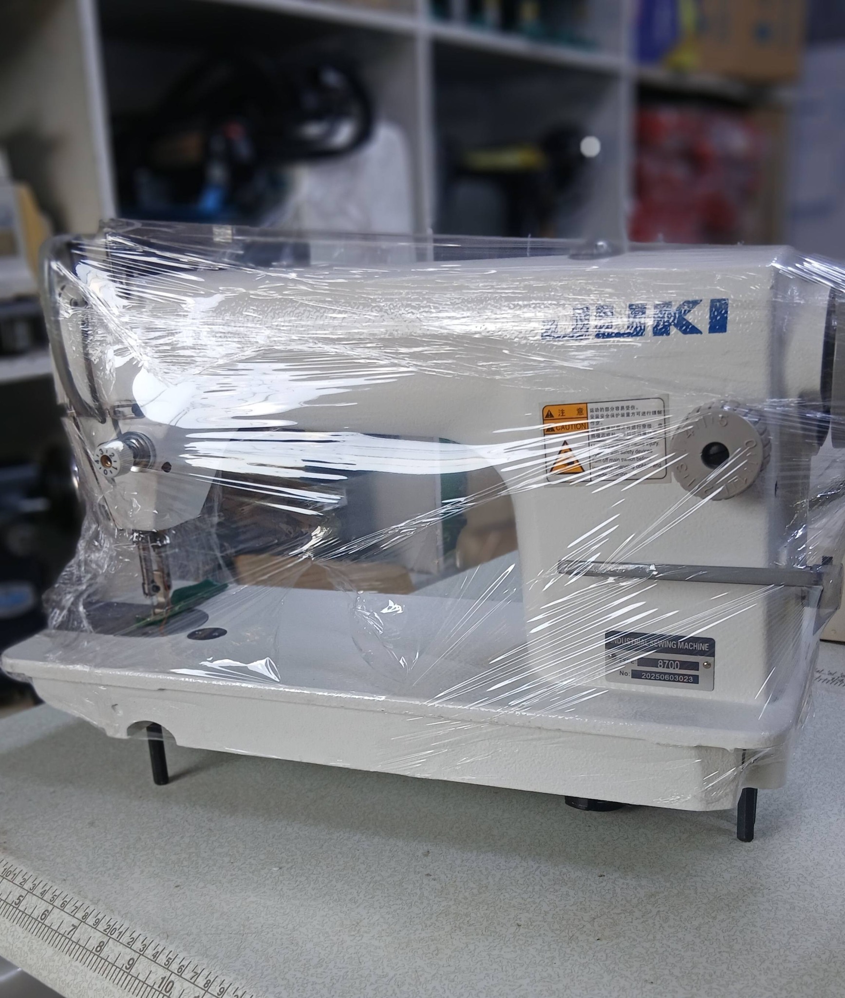 JUKI DDL-8700 STRAIGHT SEWING MACHINE