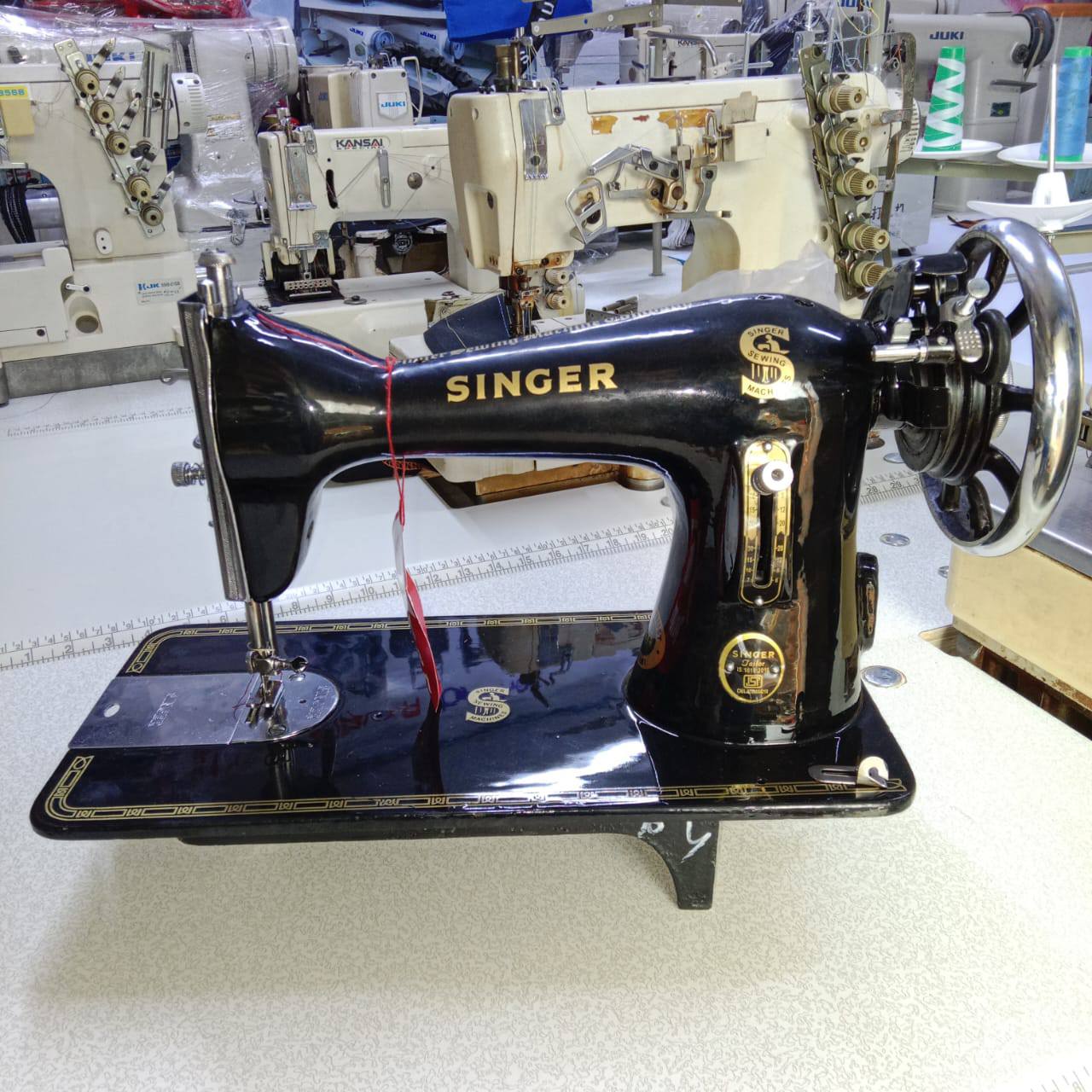SINGER SEWING MACHINE