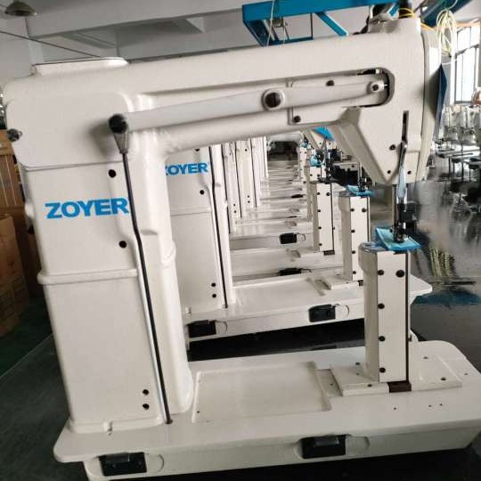 POSTBED SEWING MACHINE