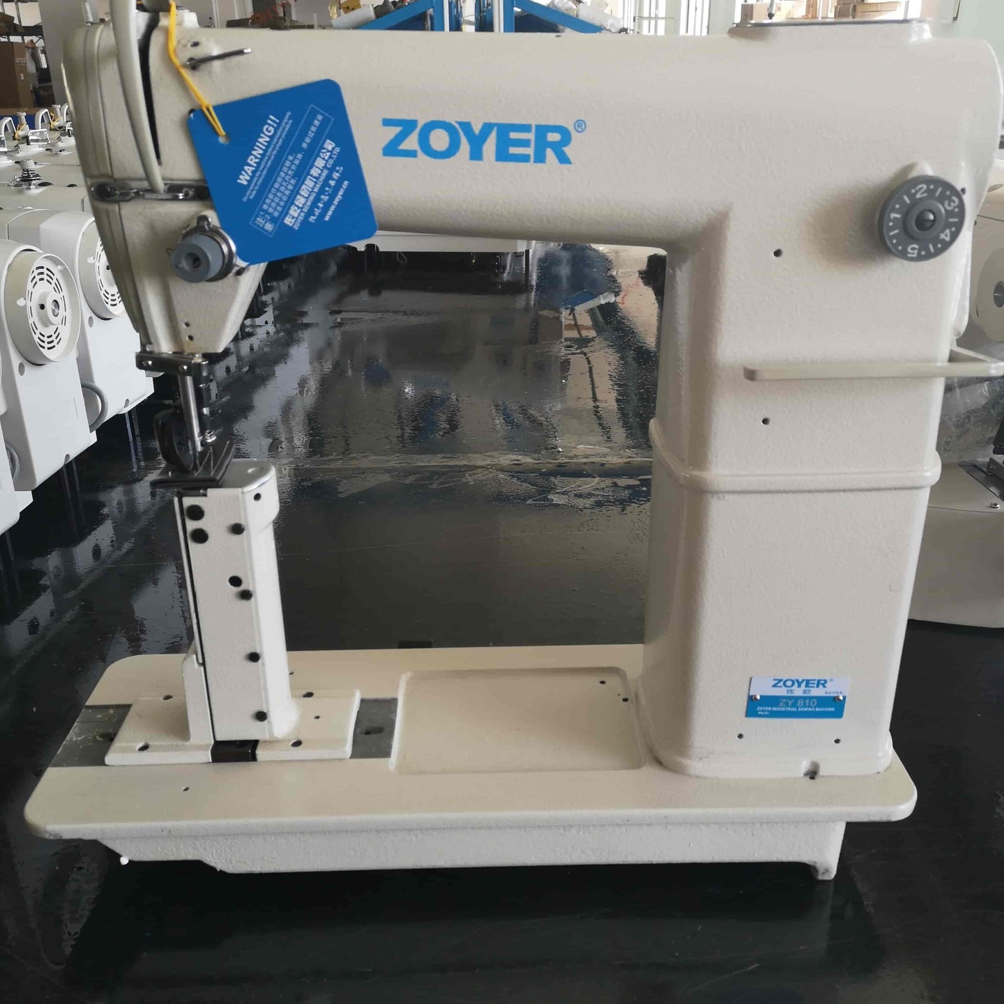 POSTBED SEWING MACHINE